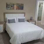Apartamento Eduardo Lucena 5, Medina Azahara